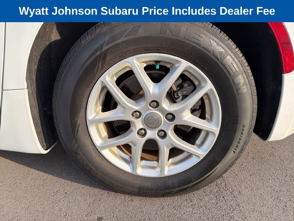 Used 2020 Chrysler Pacifica Touring FWD image 5