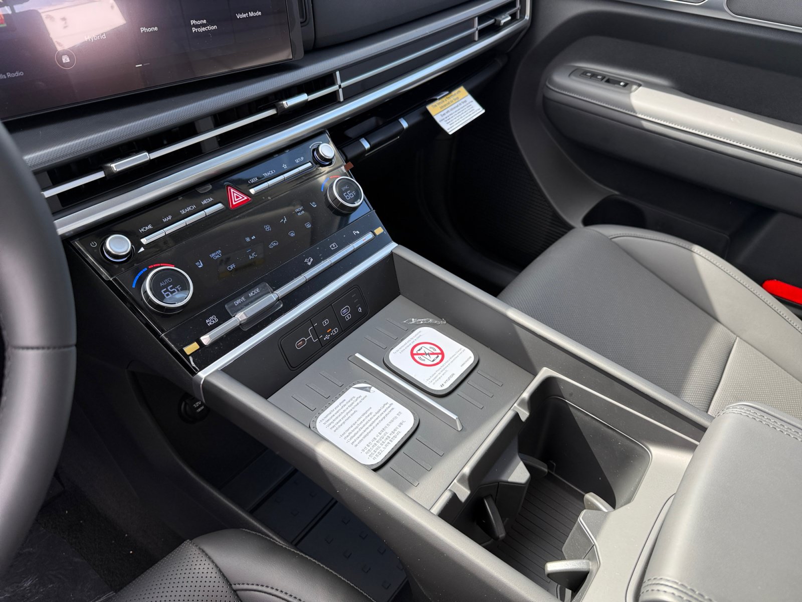 New 2026 Hyundai Santa Fe SEL FWD image 13