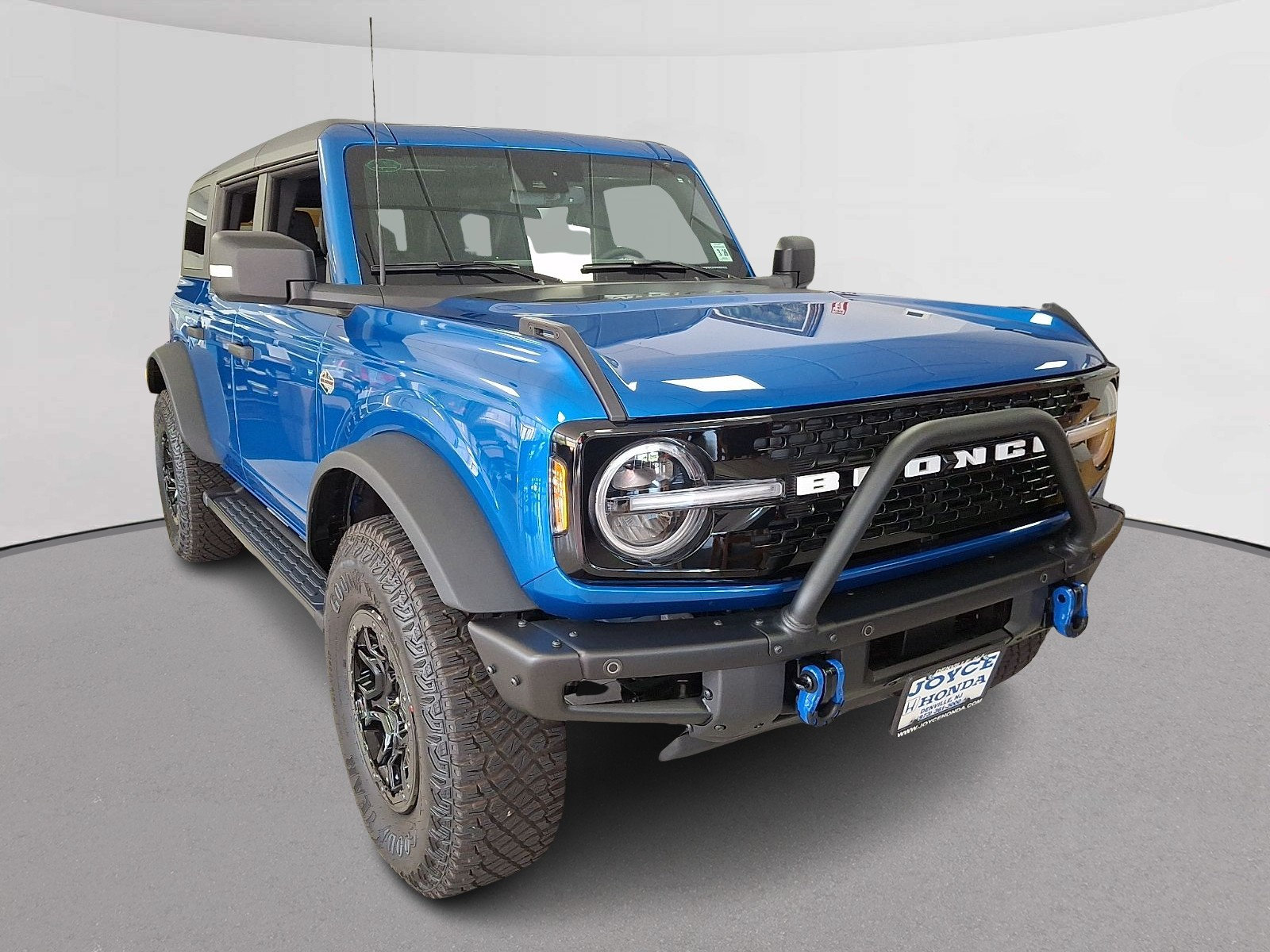 Used 2023 Ford Bronco Wildtrak AWD/4WD image 2