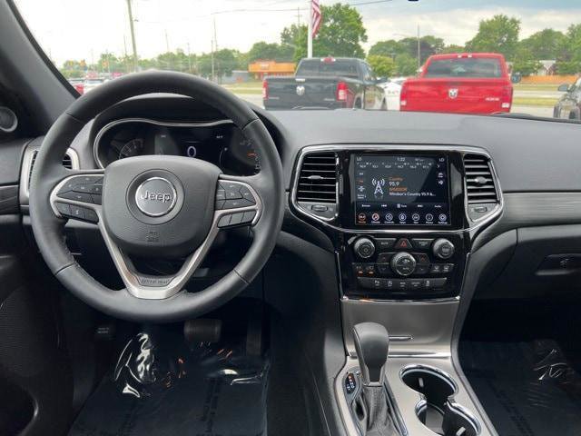 Certified 2021 Jeep Grand Cherokee Laredo X image 6