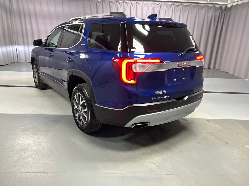 Used 2023 GMC Acadia SLE w/ Driver Convenience Package image 5
