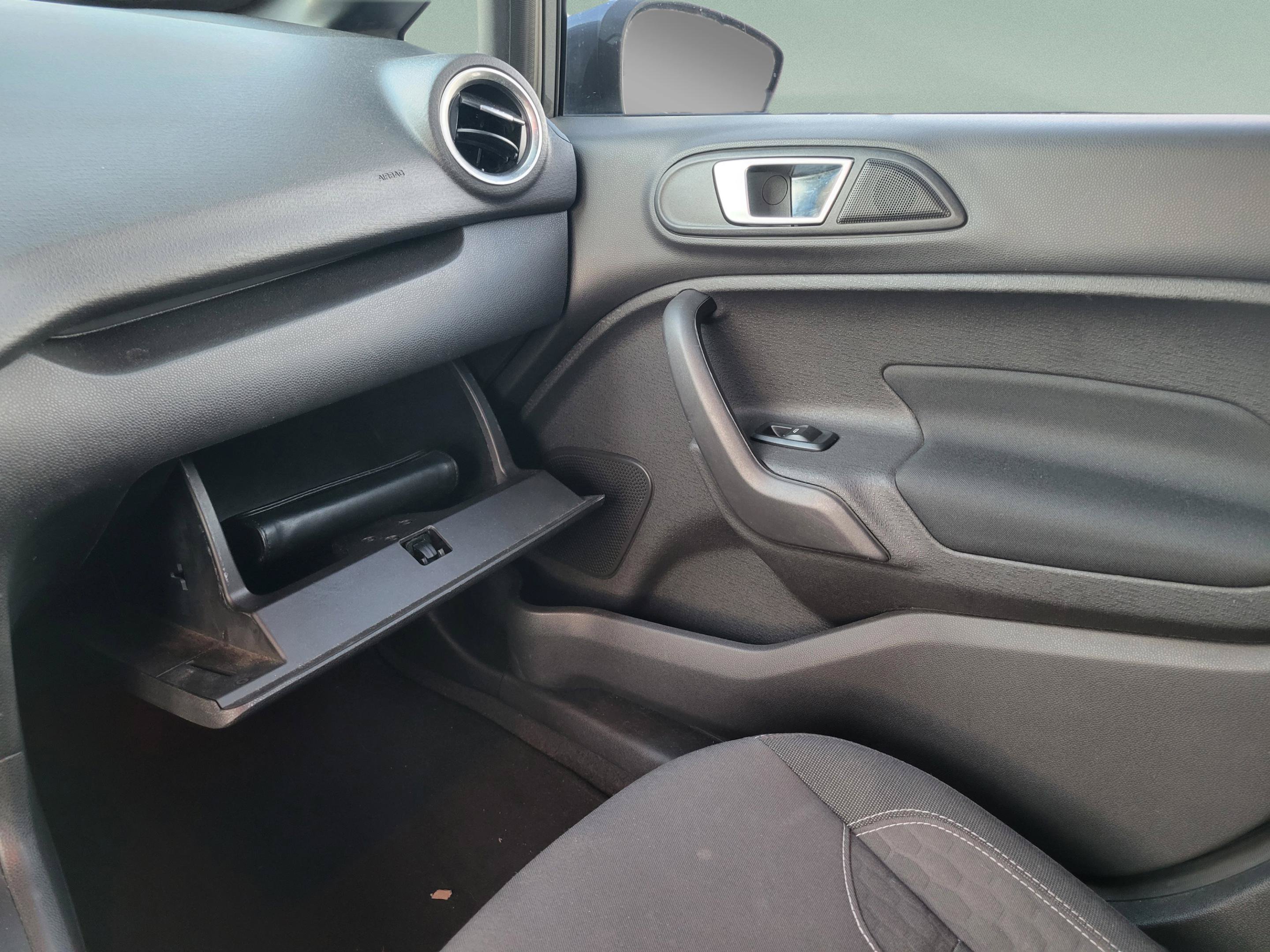Used 2019 Ford Fiesta ST FWD image 19