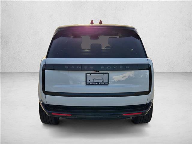 New 2026 Land Rover Range Rover SE image 8