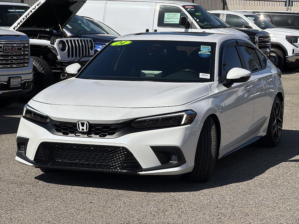 Used 2024 Honda Civic Sport Touring image 3