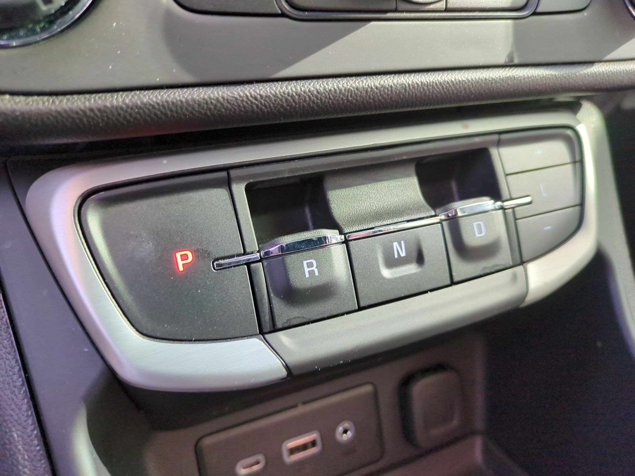 Certified 2022 GMC Terrain SLE w/ Driver Convenience Package image 22