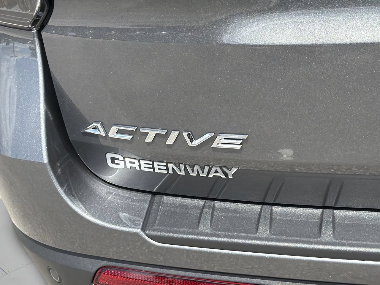 Used 2026 Ford Explorer Active RWD image 10