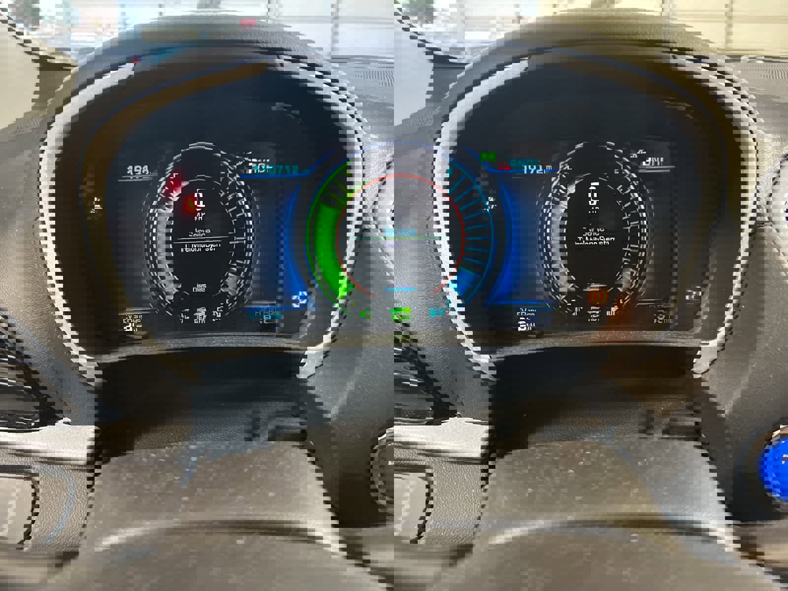 Used 2018 Chevrolet Volt LT w/ Comfort Package image 29