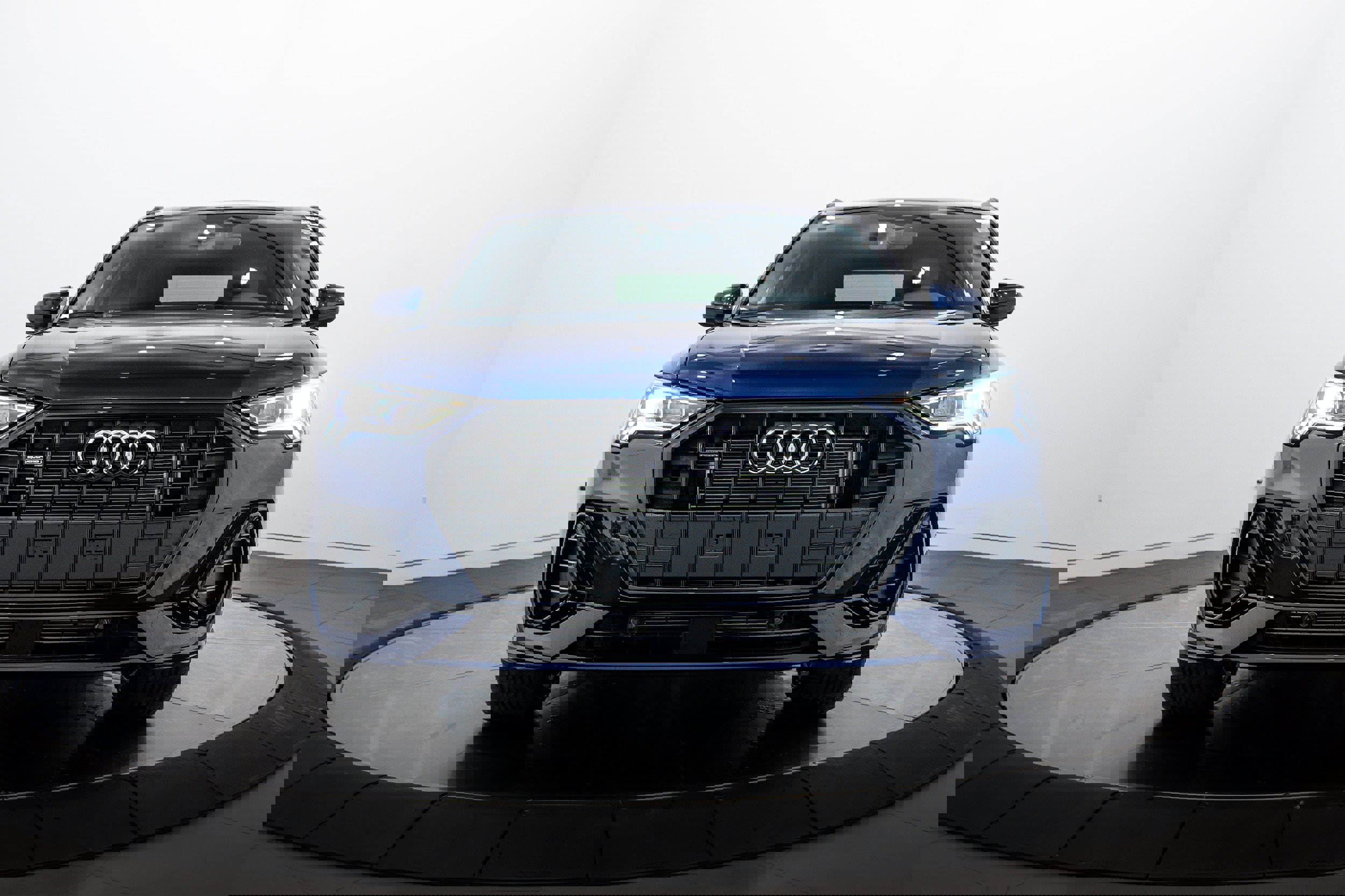 New 2025 Audi Q3 2.0T Premium image 18