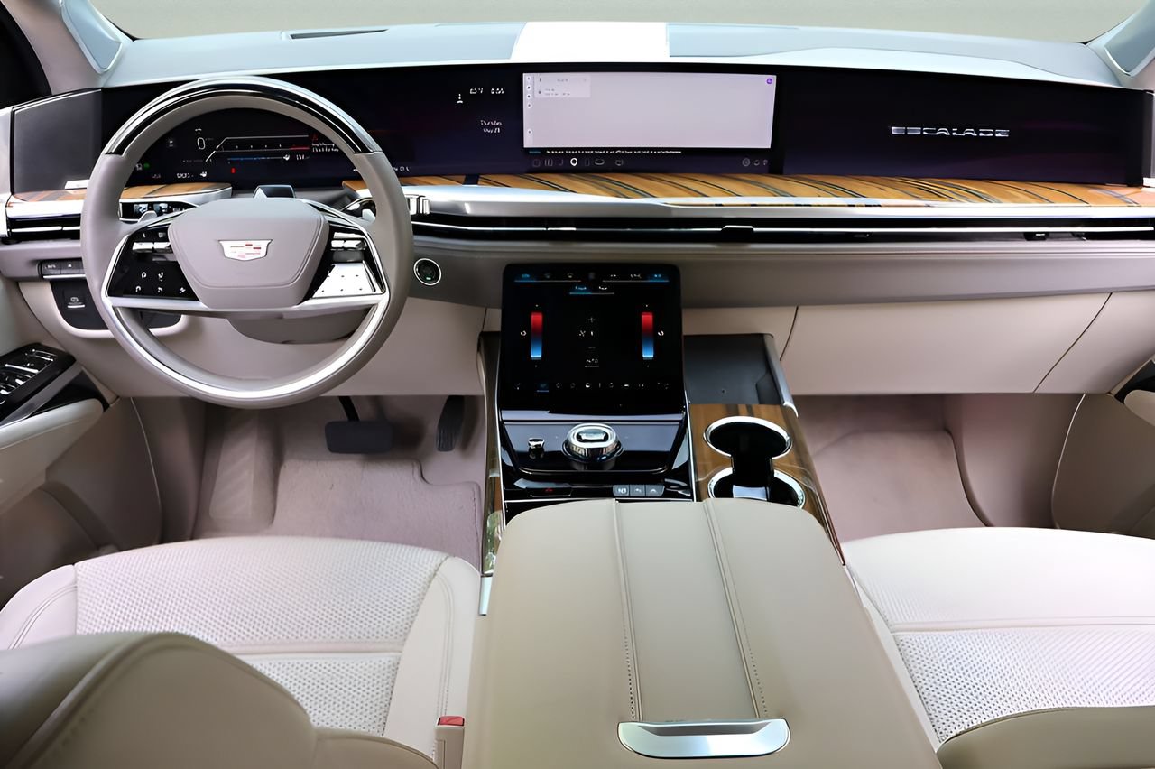 Certified 2025 Cadillac Escalade Sport Platinum AWD/4WD image 15