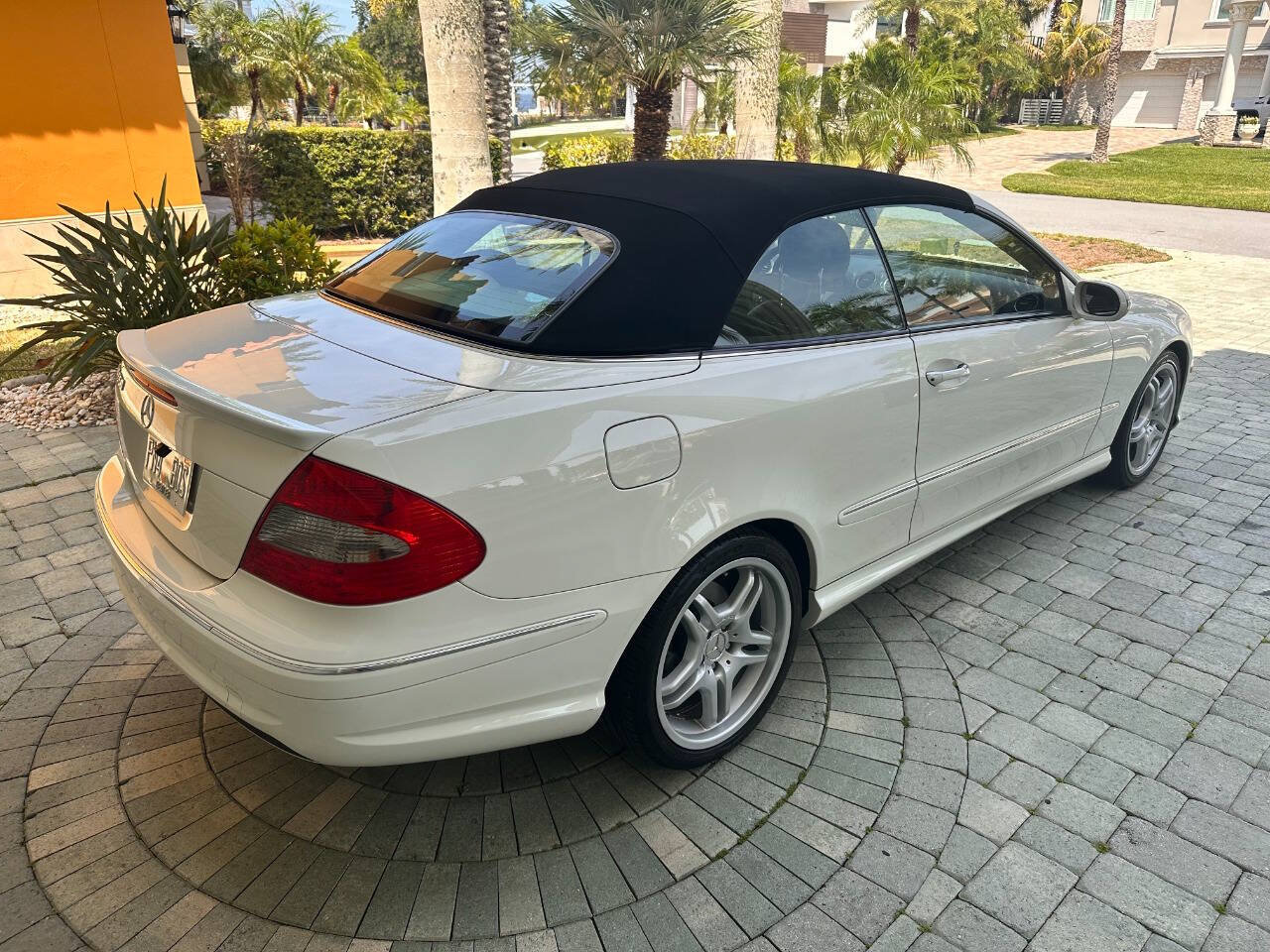 Used 2009 Mercedes-Benz CLK 550 Cabriolet image 43