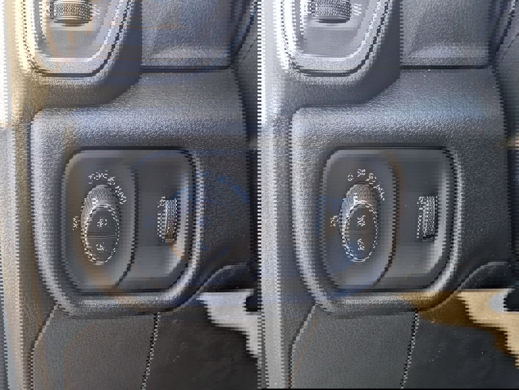 New 2026 RAM 3500 Tradesman image 13