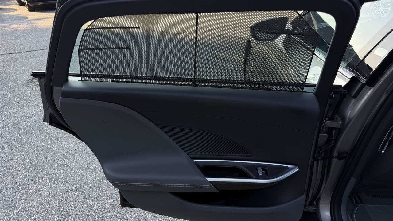 Used 2023 Lucid Air Grand Touring AWD/4WD image 29
