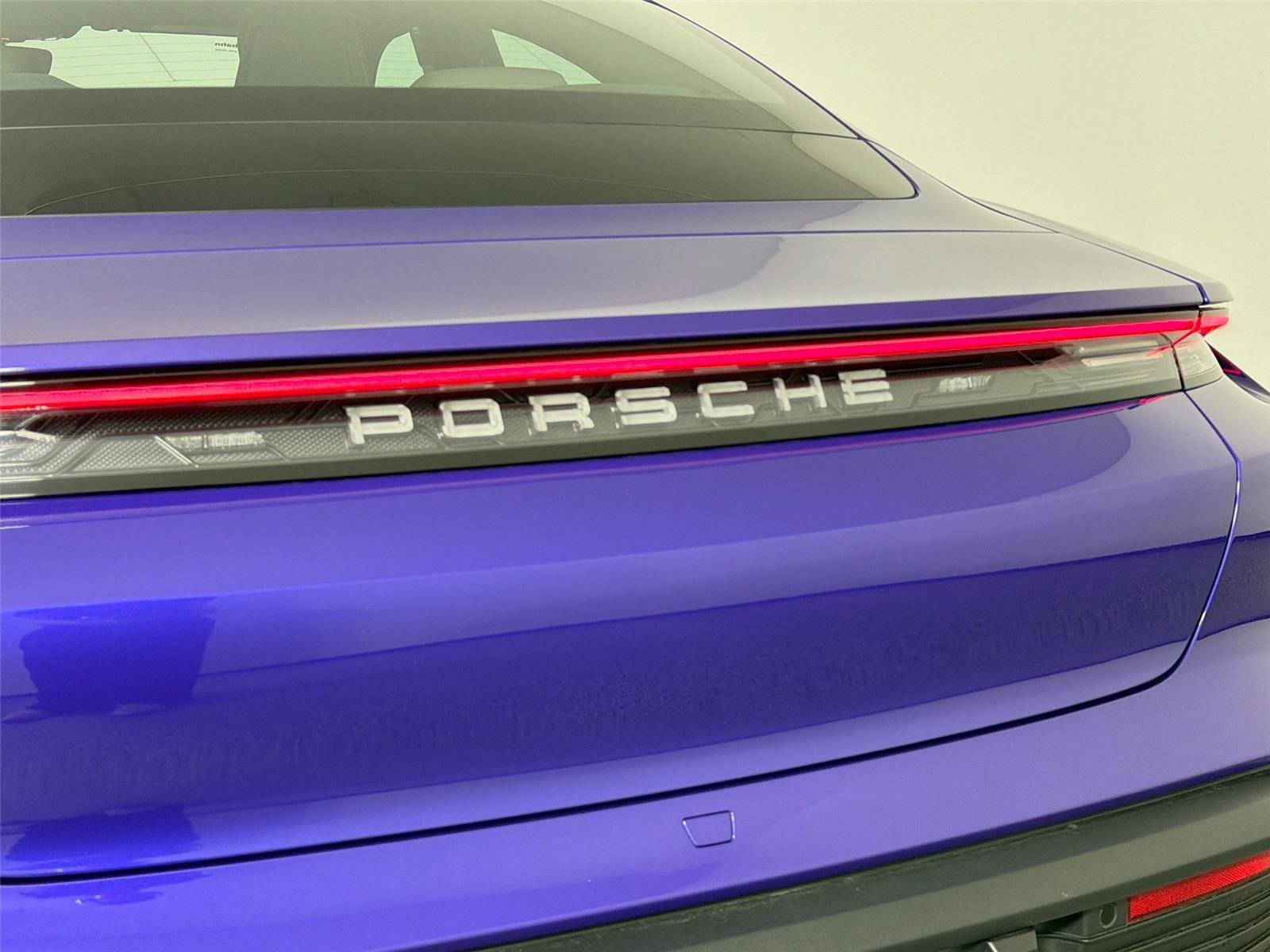 Certified 2025 Porsche Taycan AWD/4WD image 17