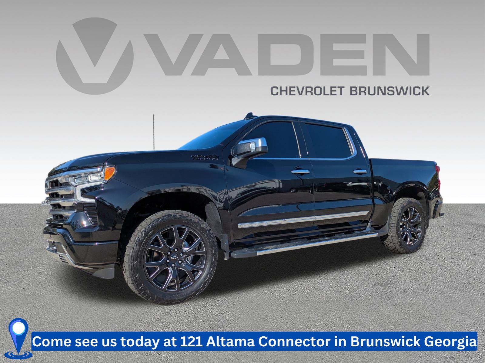 Used 2024 Chevrolet Silverado 1500 High Country w/ Technology Package image 1