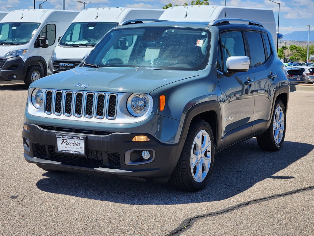 Used 2018 Jeep Renegade Limited w/ UConnect 8.4 Nav Group FWD image 5