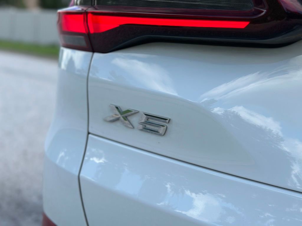 Used 2023 BMW X5 xDrive40i w/ Premium Package image 16