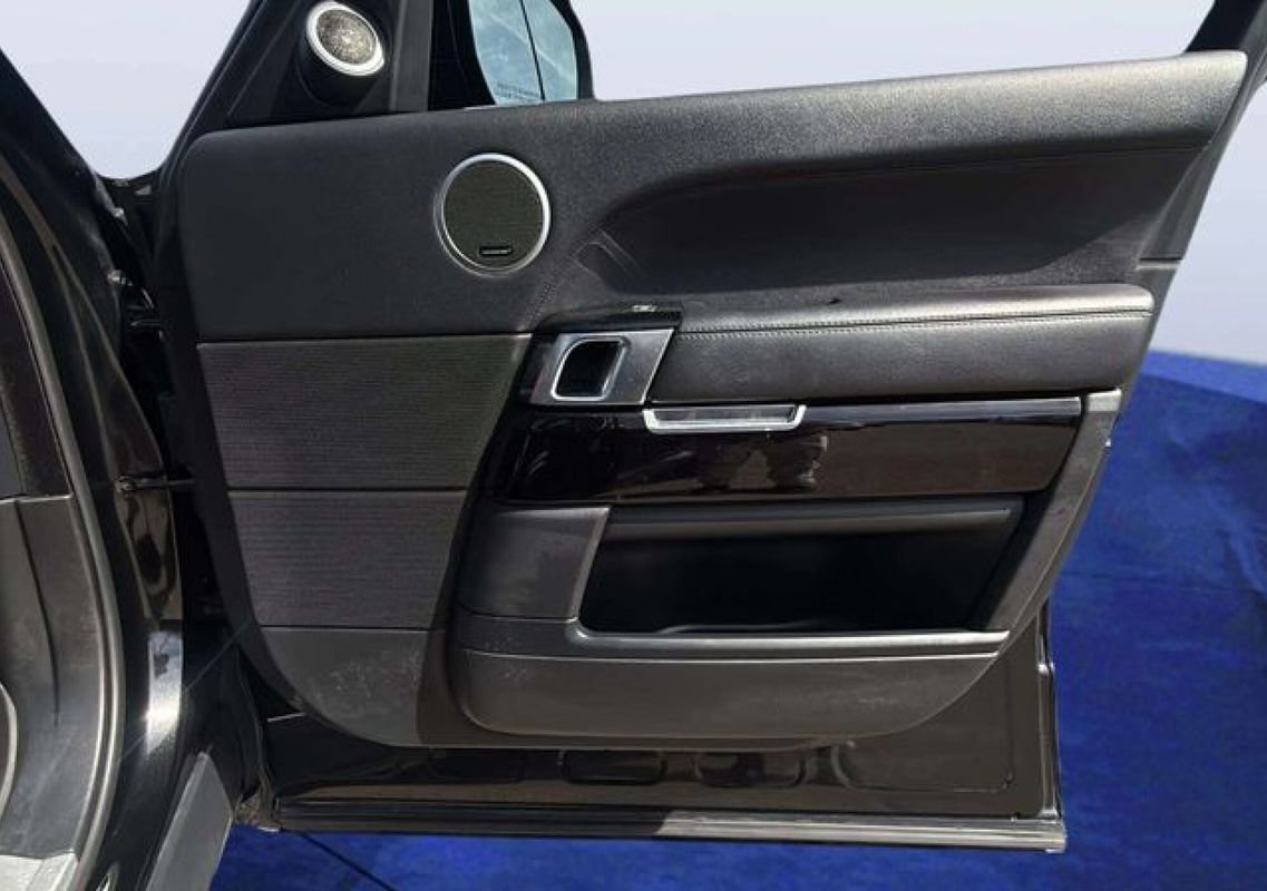 Used 2016 Land Rover Range Rover image 22