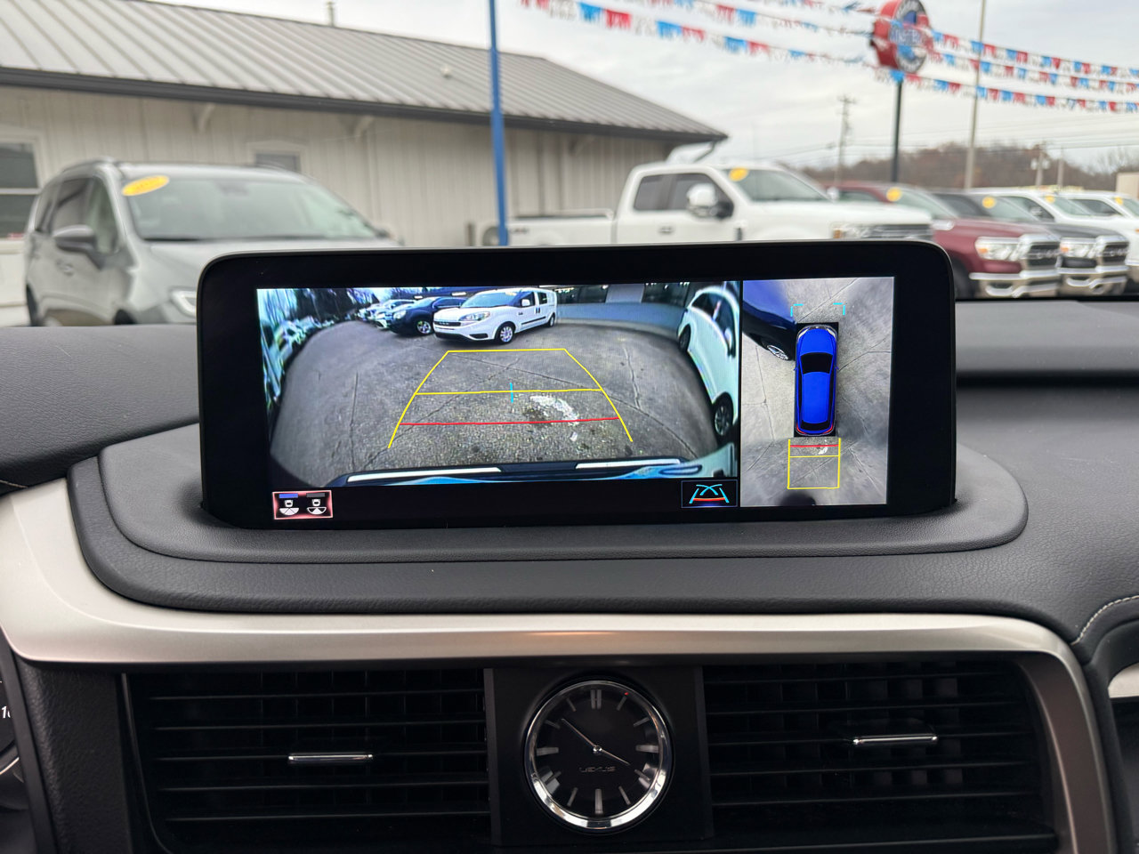 Used 2022 Lexus RX 450h AWD w/ Luxury Package image 13