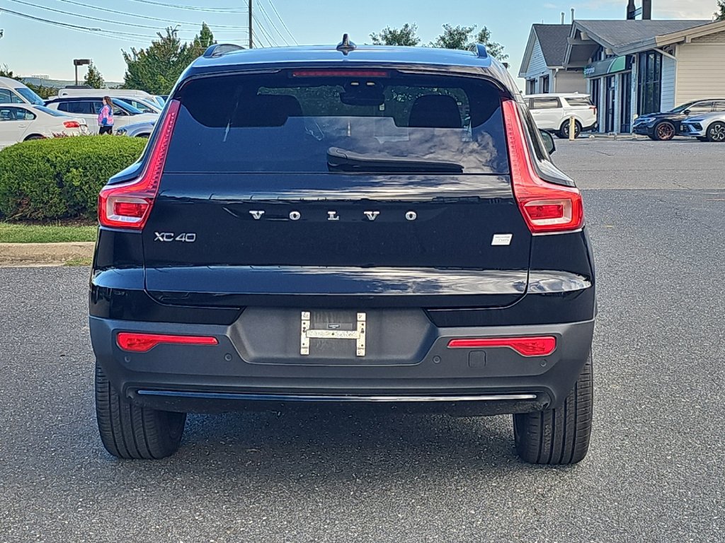 Used 2023 Volvo XC40 Recharge Ultimate w/ Protection Package Premier AWD/4WD image 14