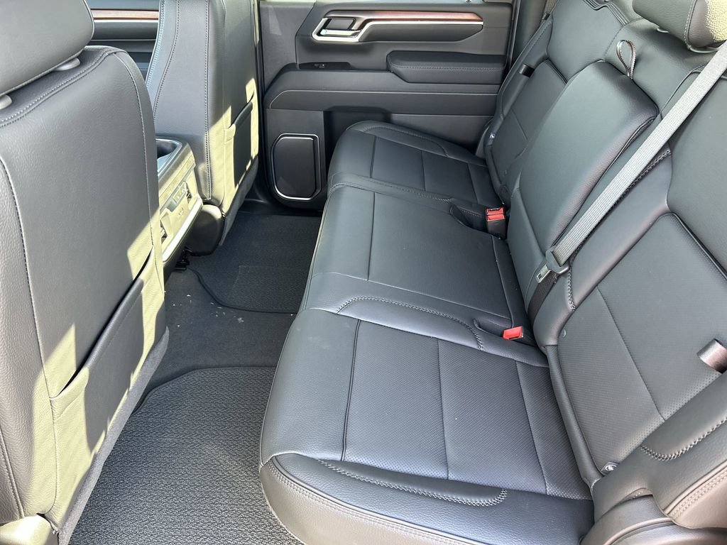 New 2025 GMC Sierra 2500 Denali w/ Denali Reserve Package AWD/4WD image 26