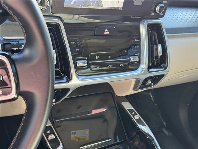 Used 2023 Kia Sorento SX image 15