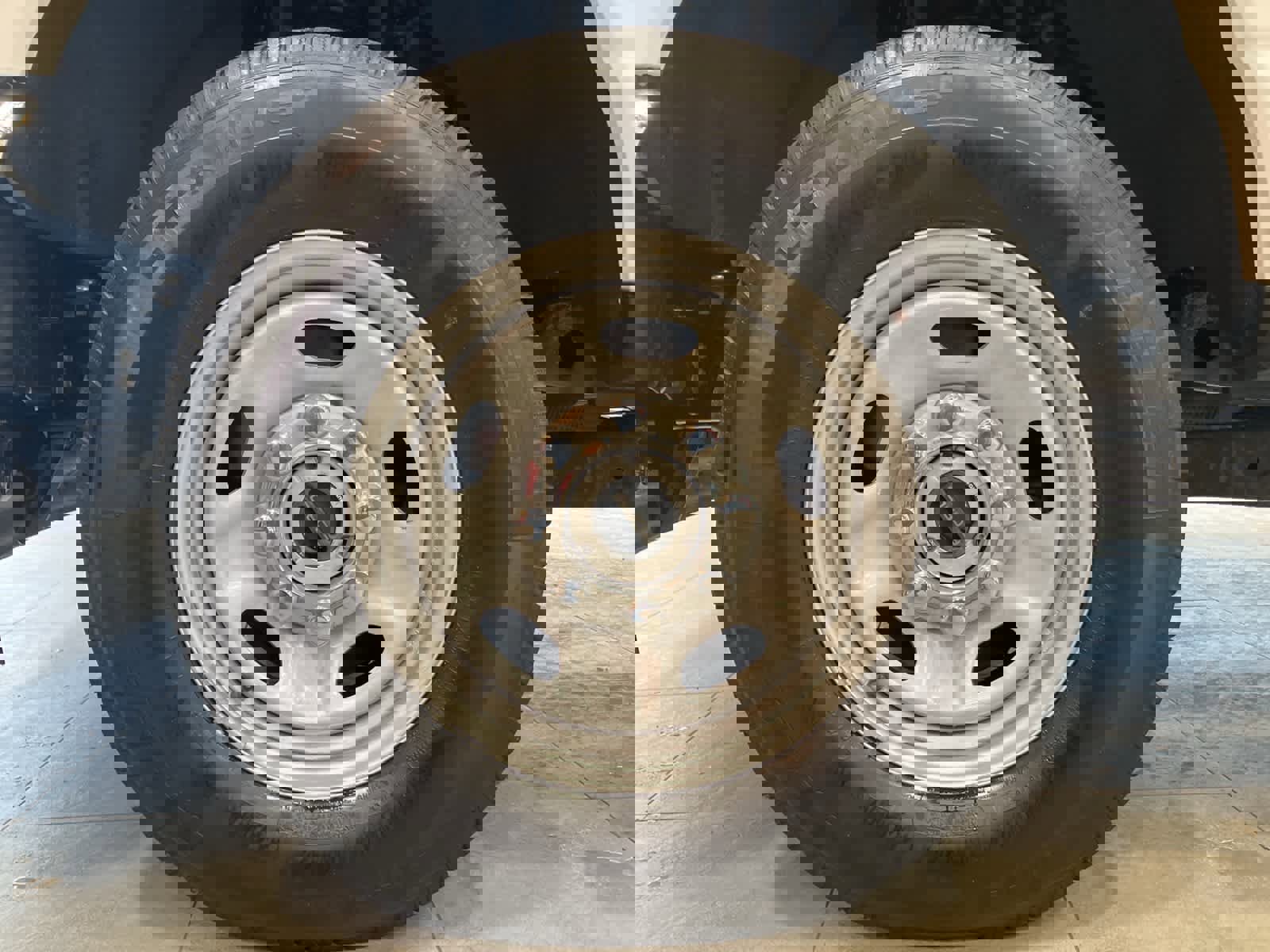 Used 2023 Ford F350 XL w/ XL Chrome Package image 9