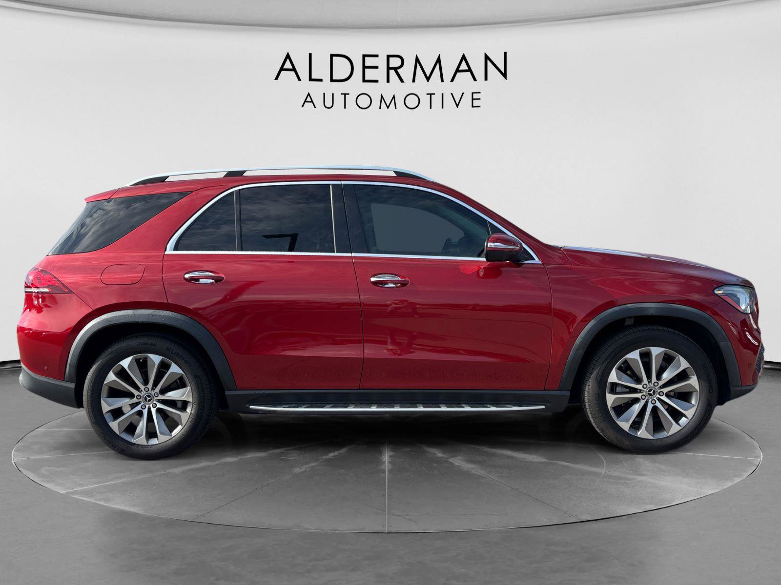 Used 2020 Mercedes-Benz GLE 350 4MATIC w/ Premium Package image 6