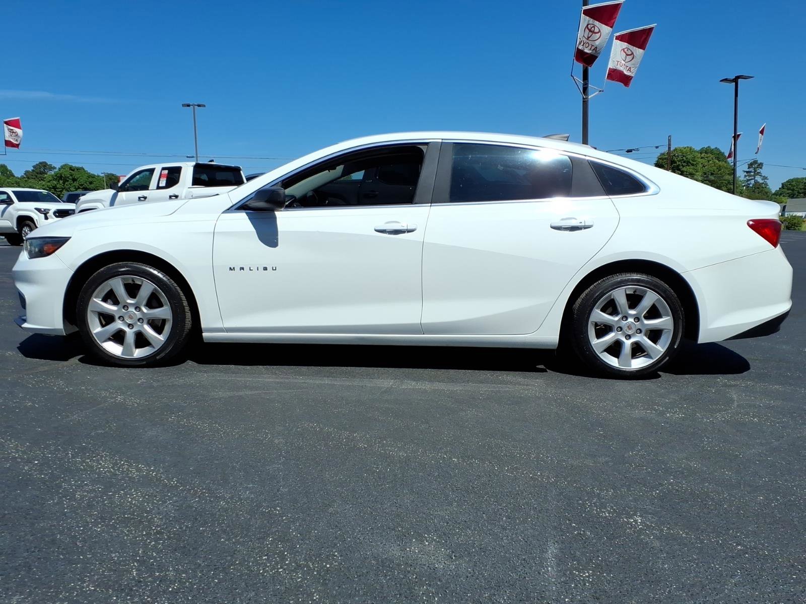 Used 2016 Chevrolet Malibu LS image 3