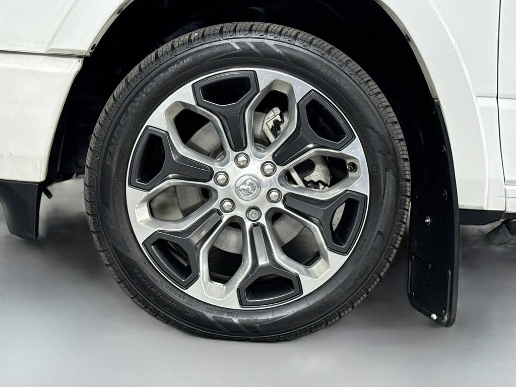 Used 2023 RAM 1500 Limited w/ Body-Colour Bumper Group AWD/4WD image 10