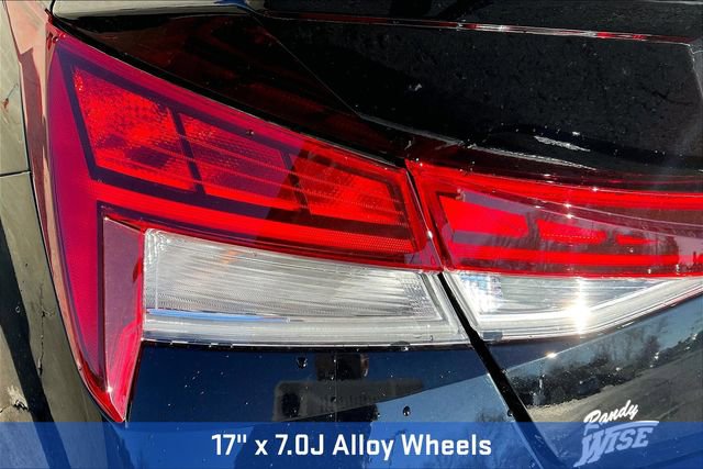 New 2025 Hyundai Elantra SEL image 24