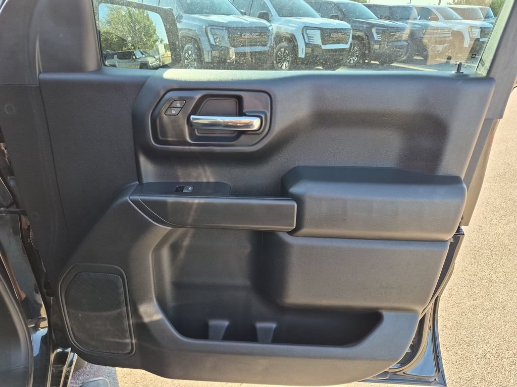 Used 2020 Chevrolet Silverado 1500 Custom Trail Boss w/ Custom Convenience Package AWD/4WD image 38