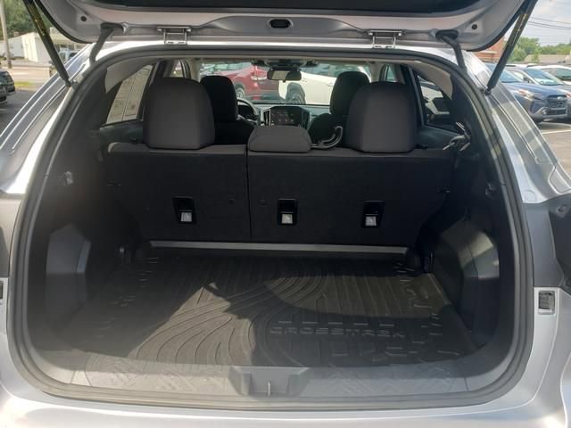 Used 2024 Subaru Crosstrek 2.0i Premium image 5