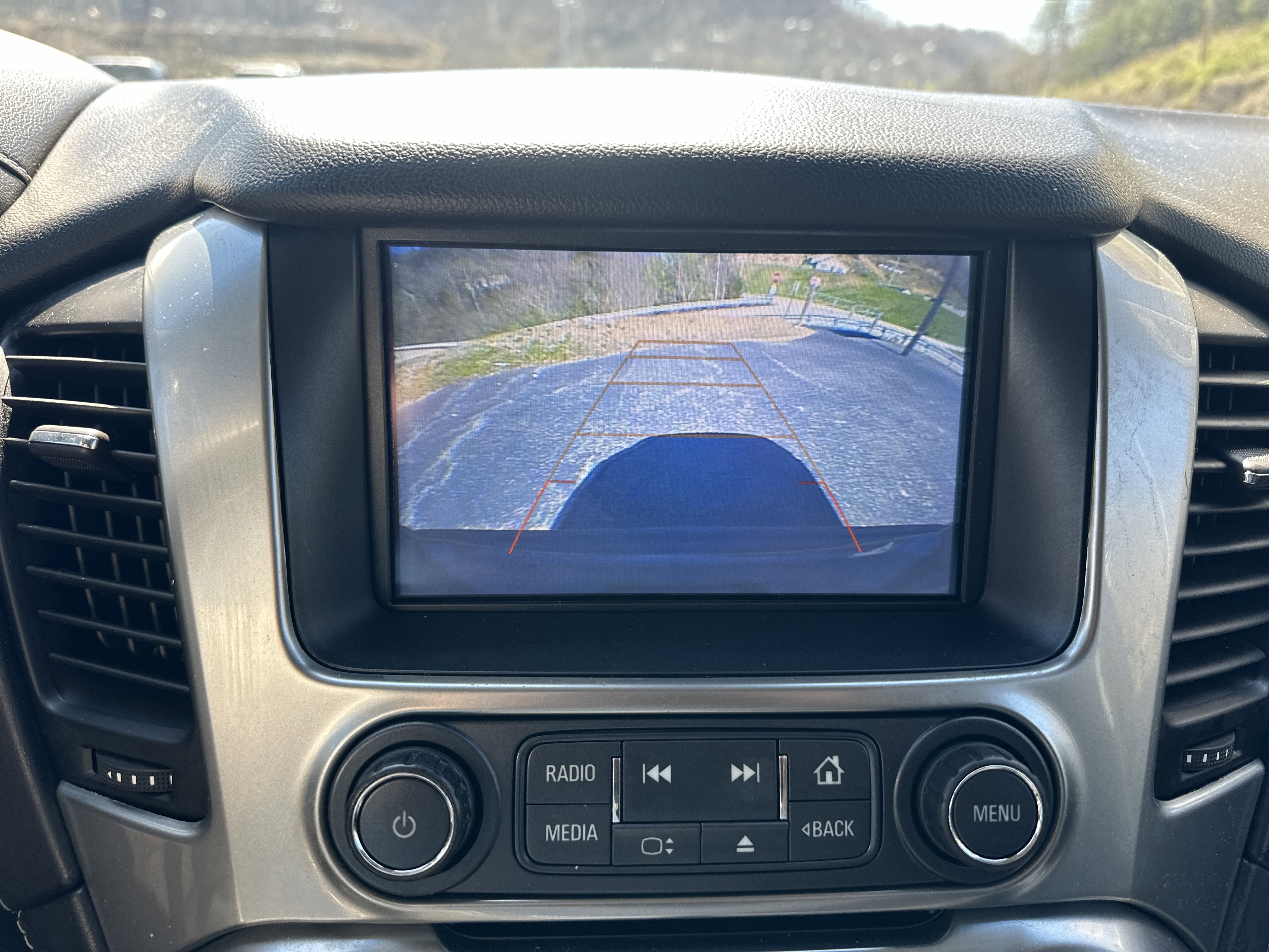 Used 2018 Chevrolet Suburban LT w/ Off-Road Package image 15