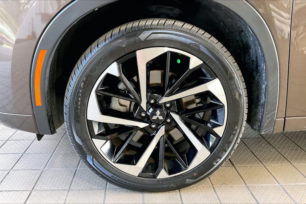 Used 2024 Mitsubishi Outlander SEL FWD image 30