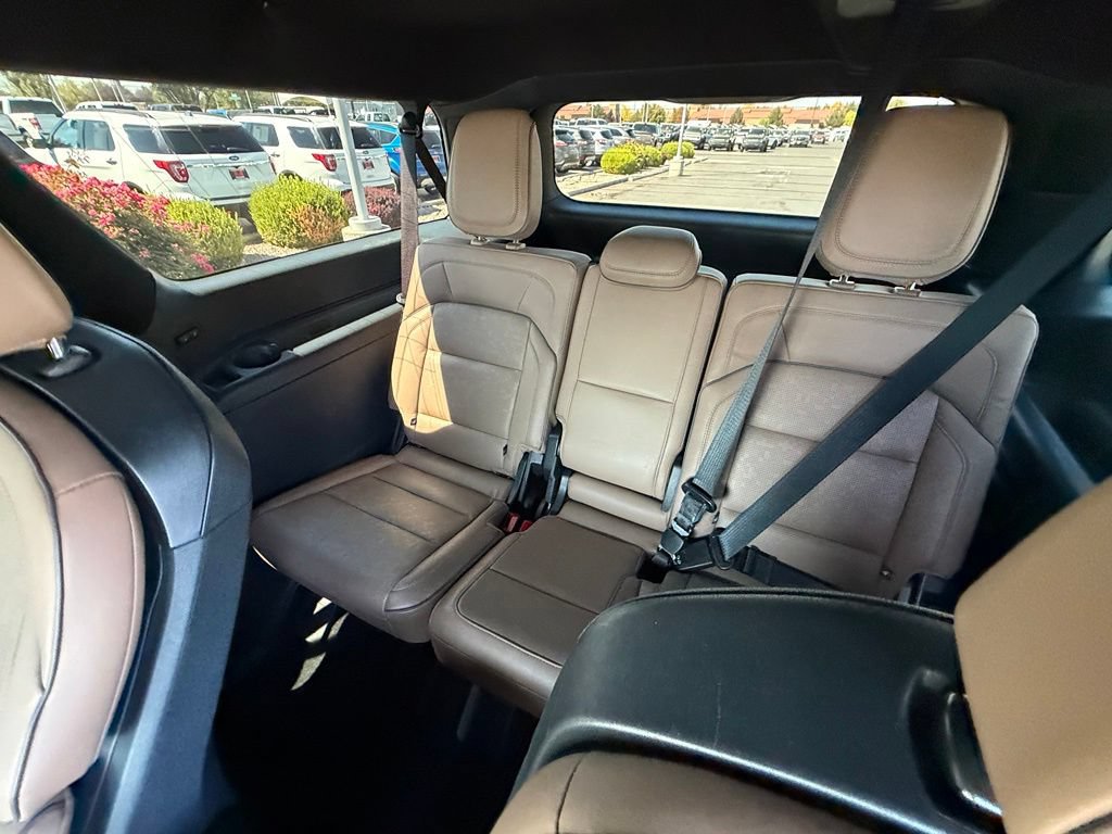 Used 2025 Lincoln Navigator L Black Label AWD/4WD image 16