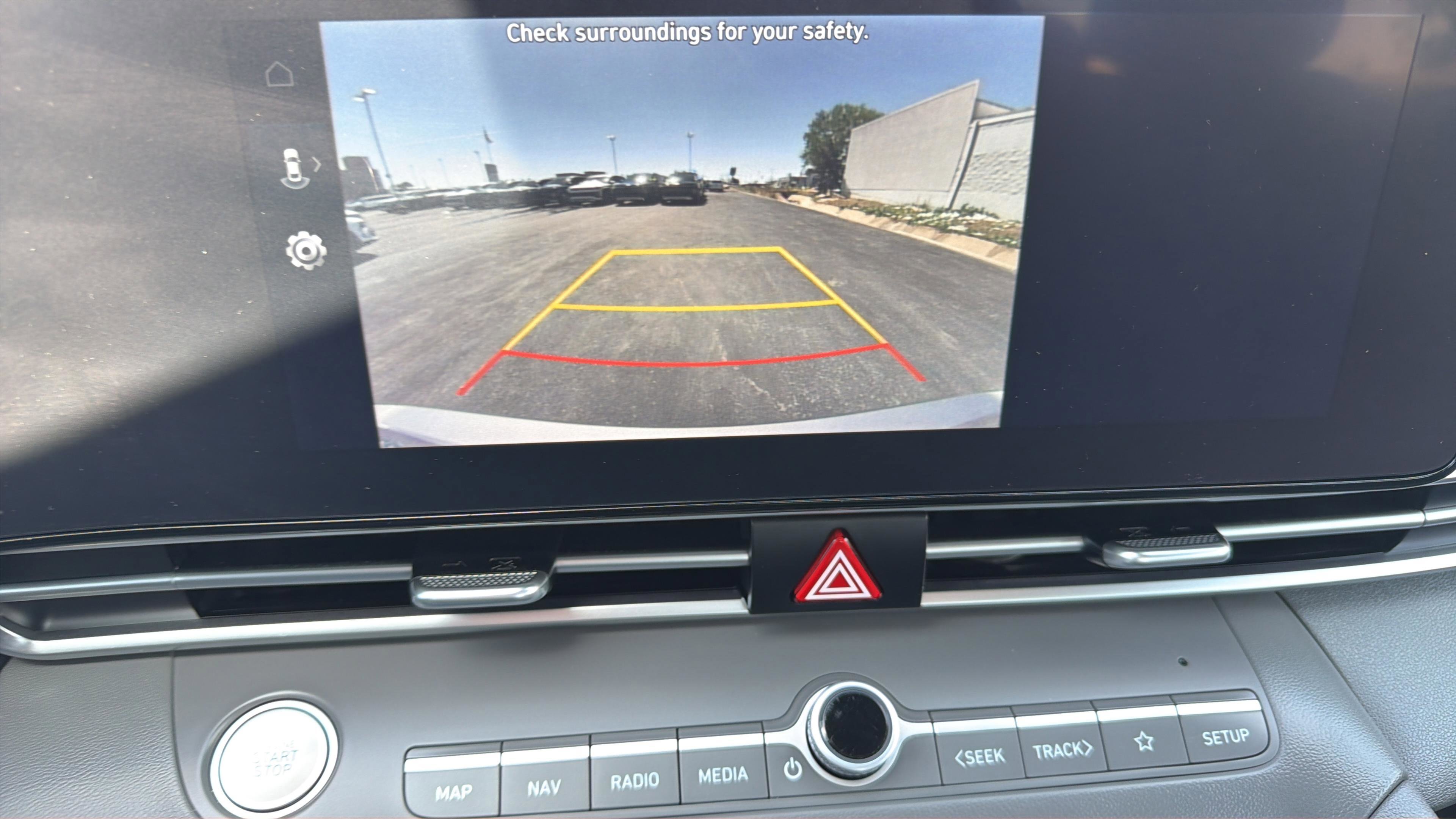 Used 2023 Hyundai Elantra SEL w/ Convenience Package image 15