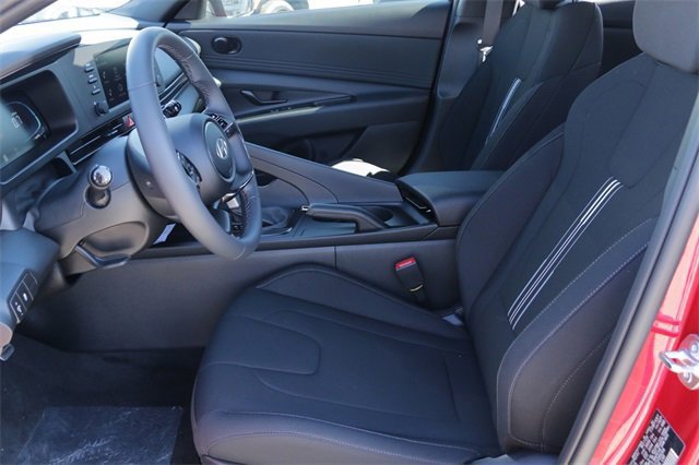 Certified 2026 Hyundai Elantra Sport image 9