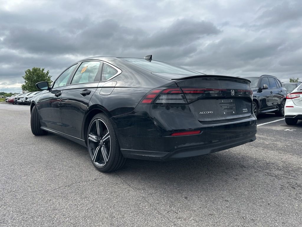 Used 2023 Honda Accord Sport image 8