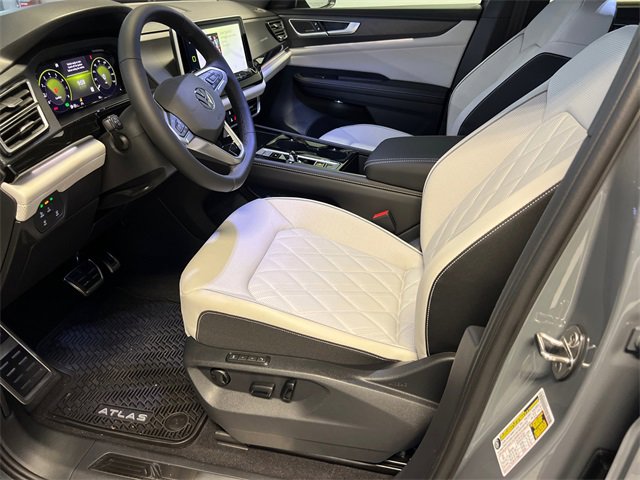 New 2026 Volkswagen Atlas Cross Sport SEL Premium R-Line image 7