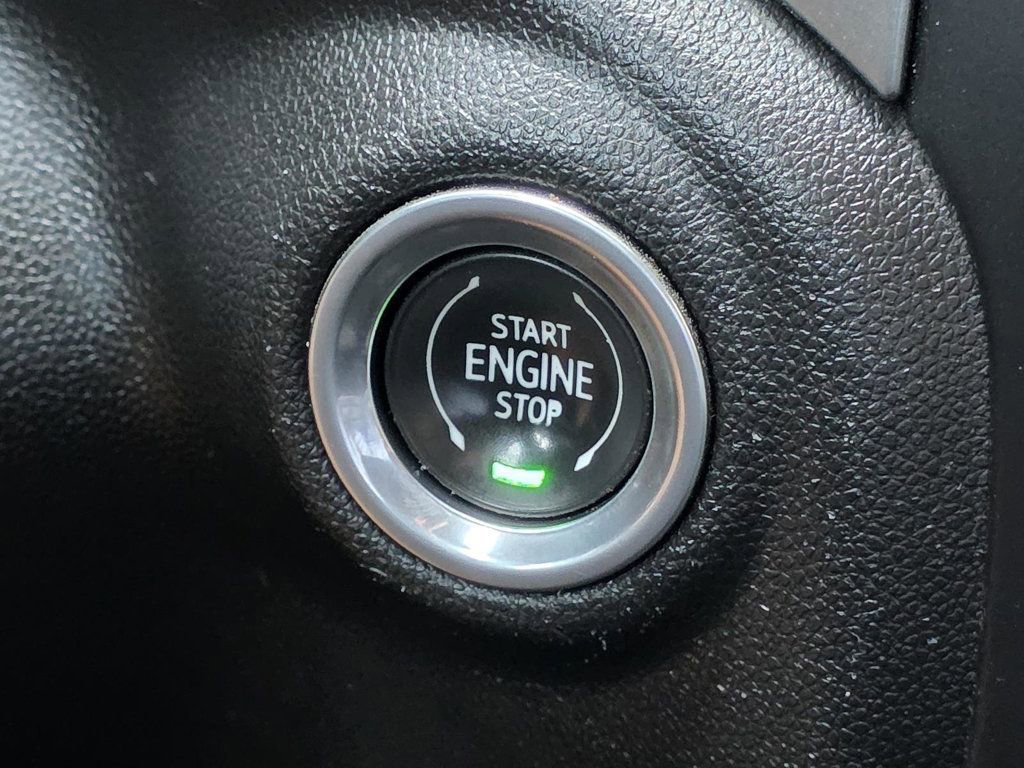 Used 2022 Chevrolet Silverado 1500 LT image 16