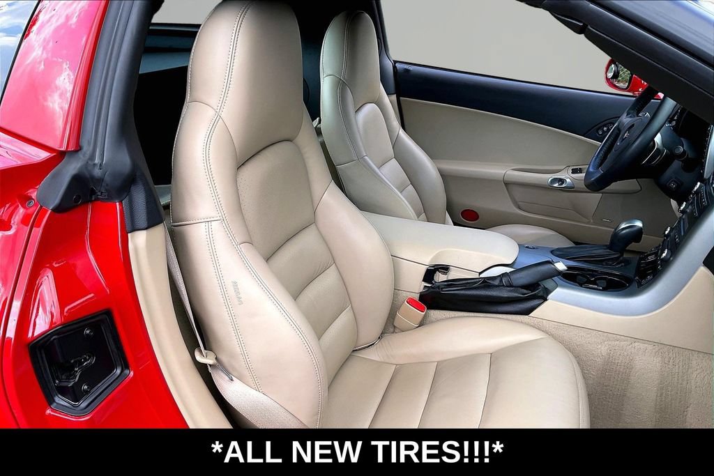 Used 2007 Chevrolet Corvette Coupe w/ Preferred Equipment Group RWD image 28