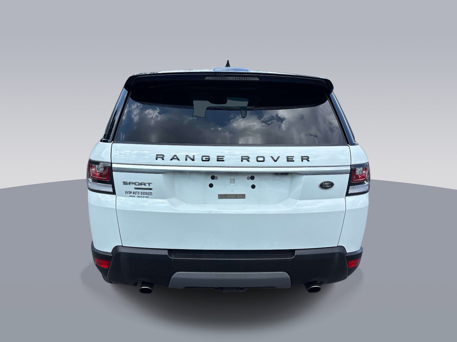 Used 2017 Land Rover Range Rover Sport SE AWD/4WD image 4