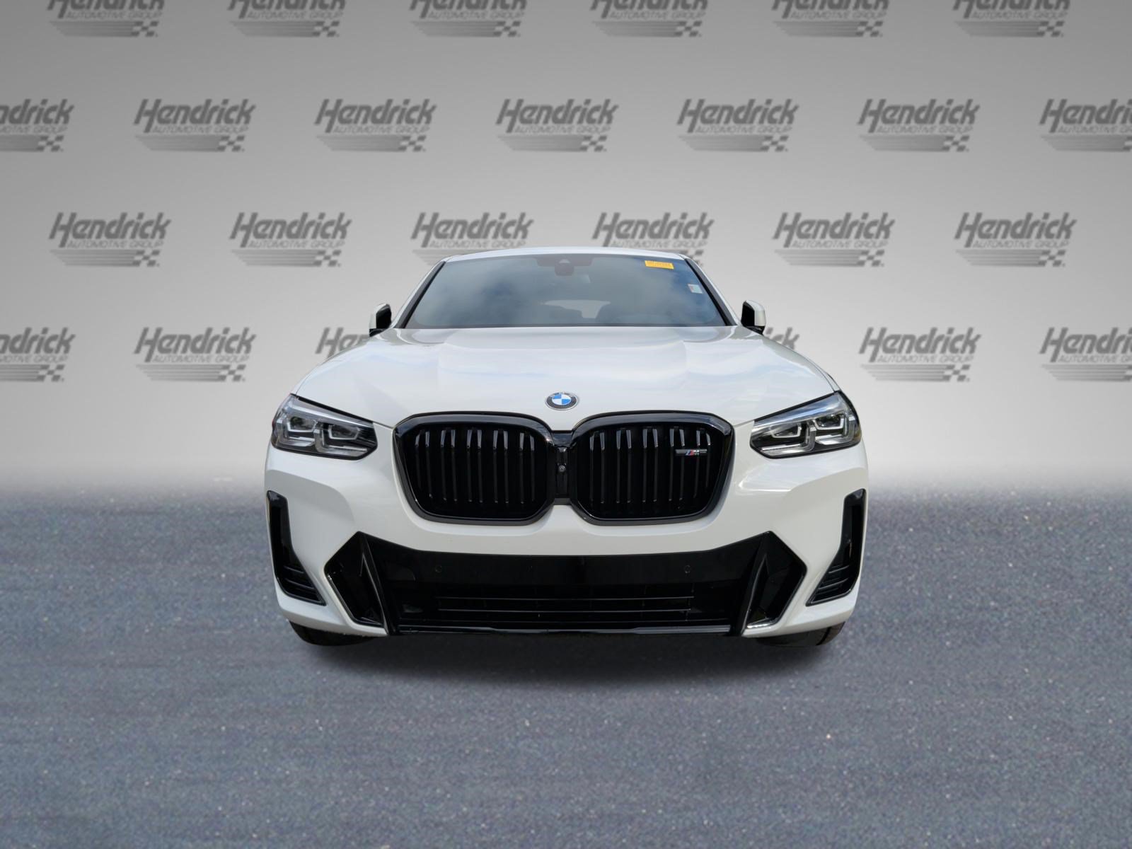 Used 2022 BMW X4 xDrive30i AWD/4WD image 5