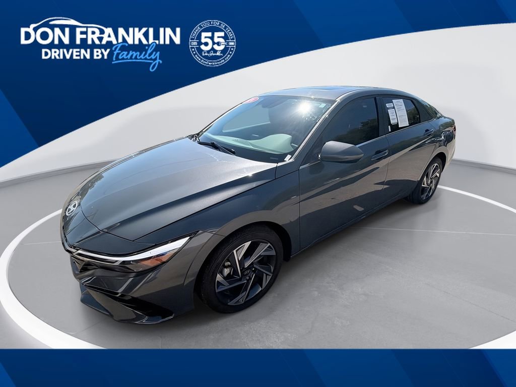 Used 2024 Hyundai Elantra SEL w/ Convenience Package FWD video 1