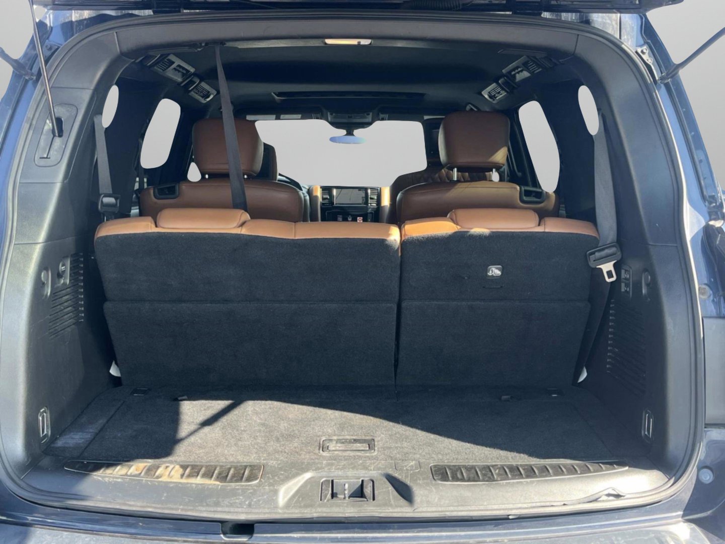 Used 2021 INFINITI QX80 Sensory w/ All-Season Package image 40