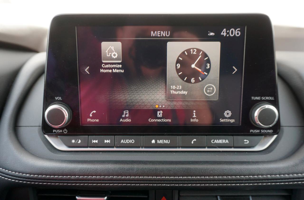 Used 2023 Nissan Rogue SV image 13