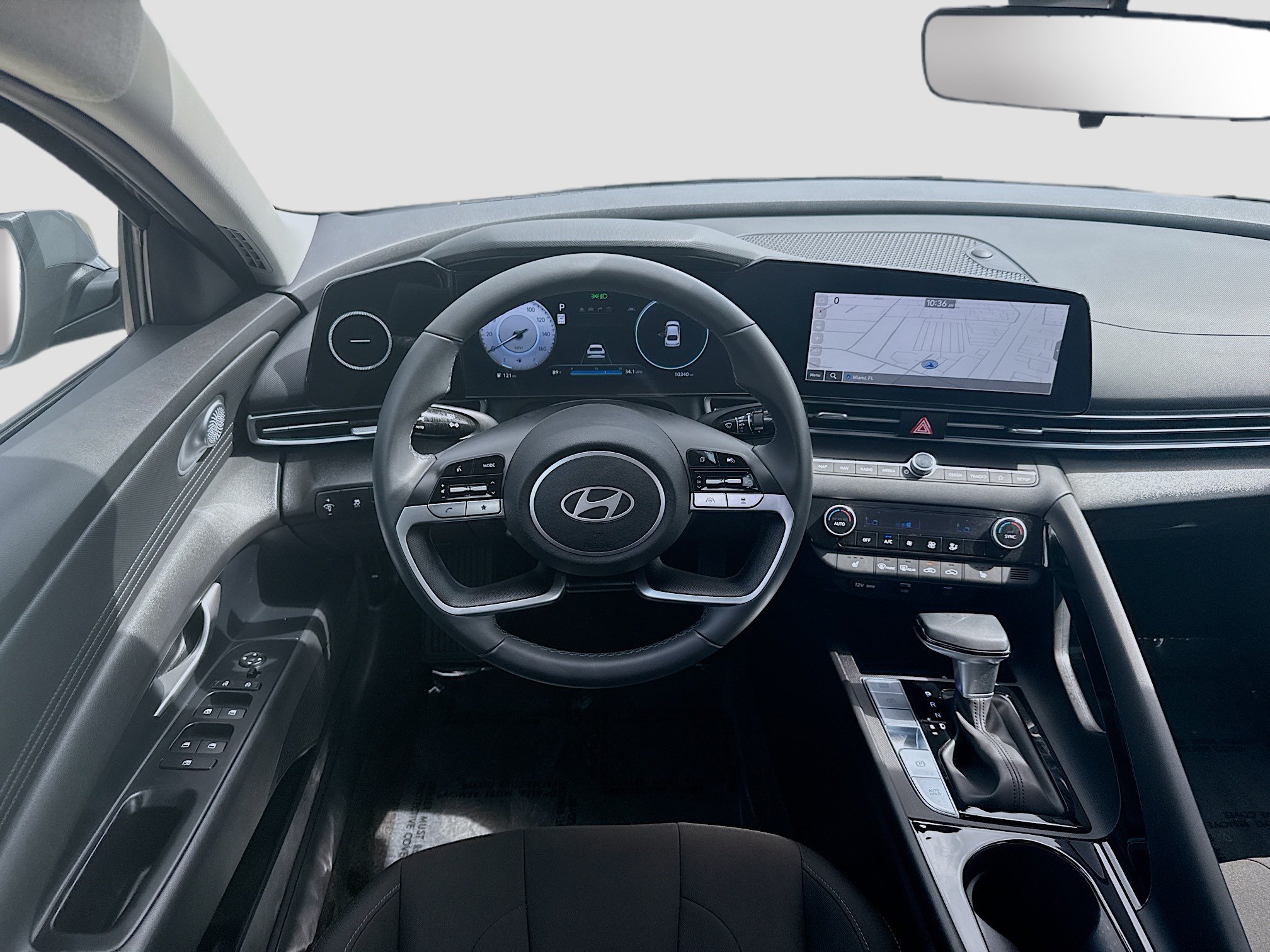 Used 2025 Hyundai Elantra SEL FWD image 19