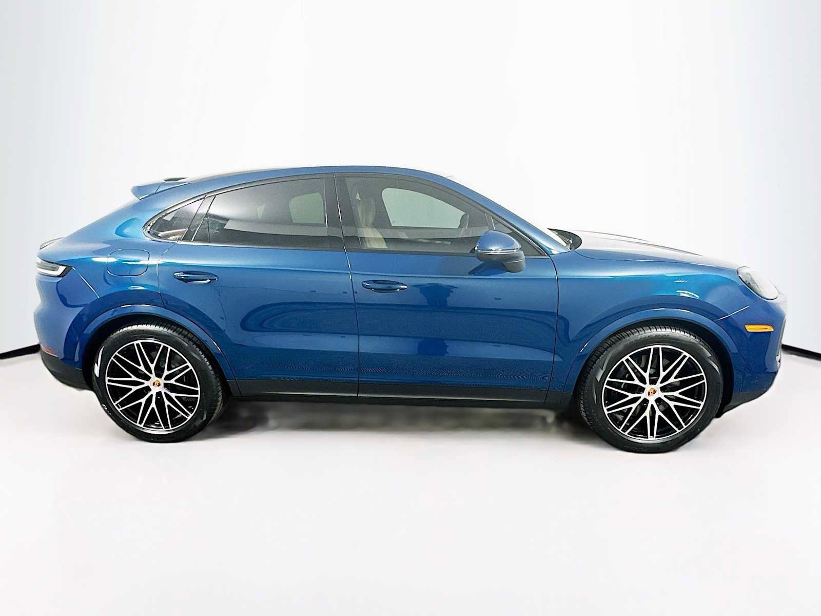 New 2026 Porsche Cayenne Coupe image 8