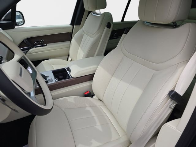 New 2026 Land Rover Range Rover SE image 12