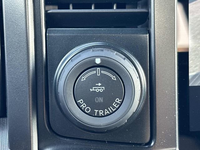 New 2025 Ford F150 Lariat w/ Equipment Group 501A Mid image 17